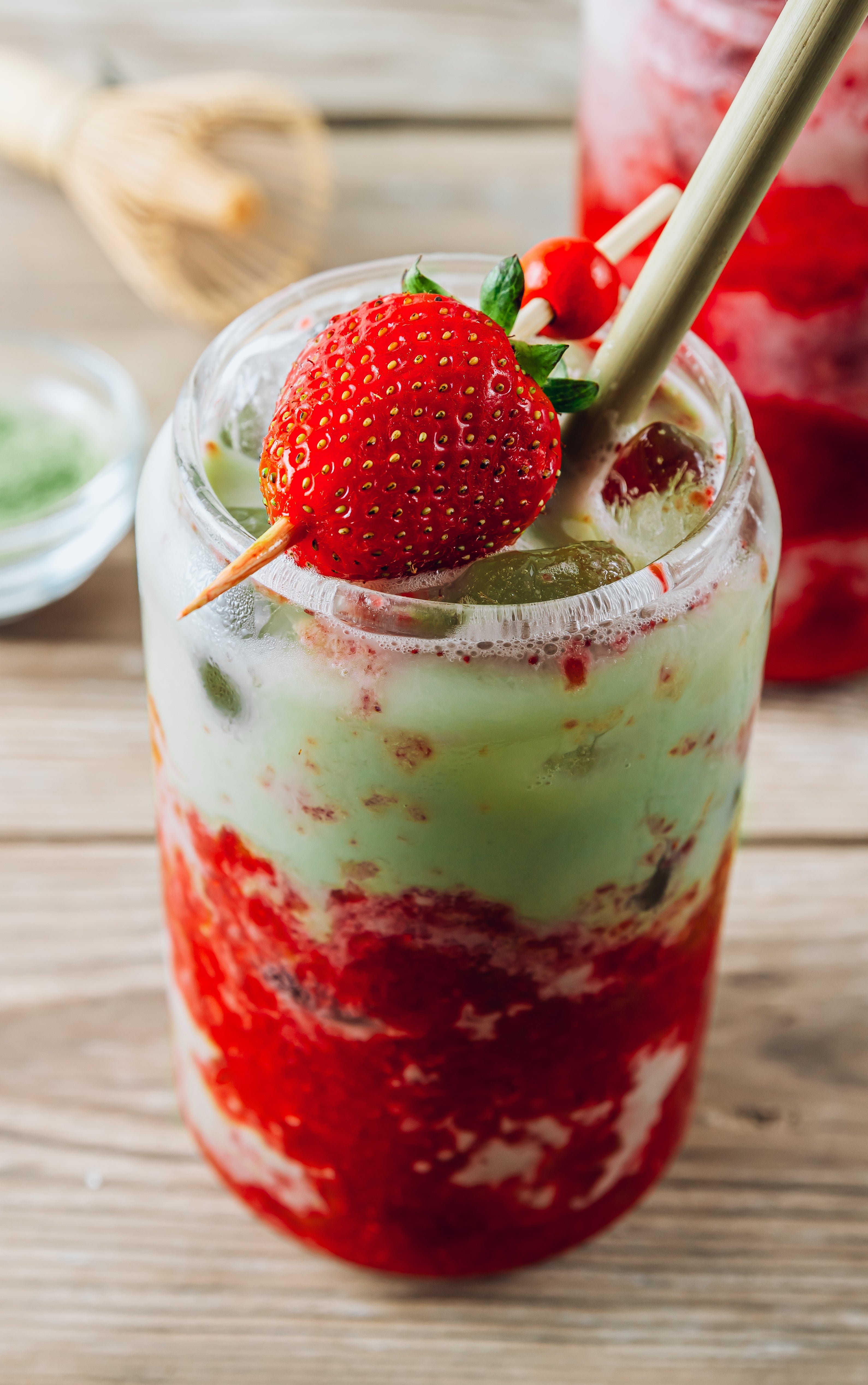 strawberry-matcha-latte-2022-11-14-00-35-27-utc.jpg